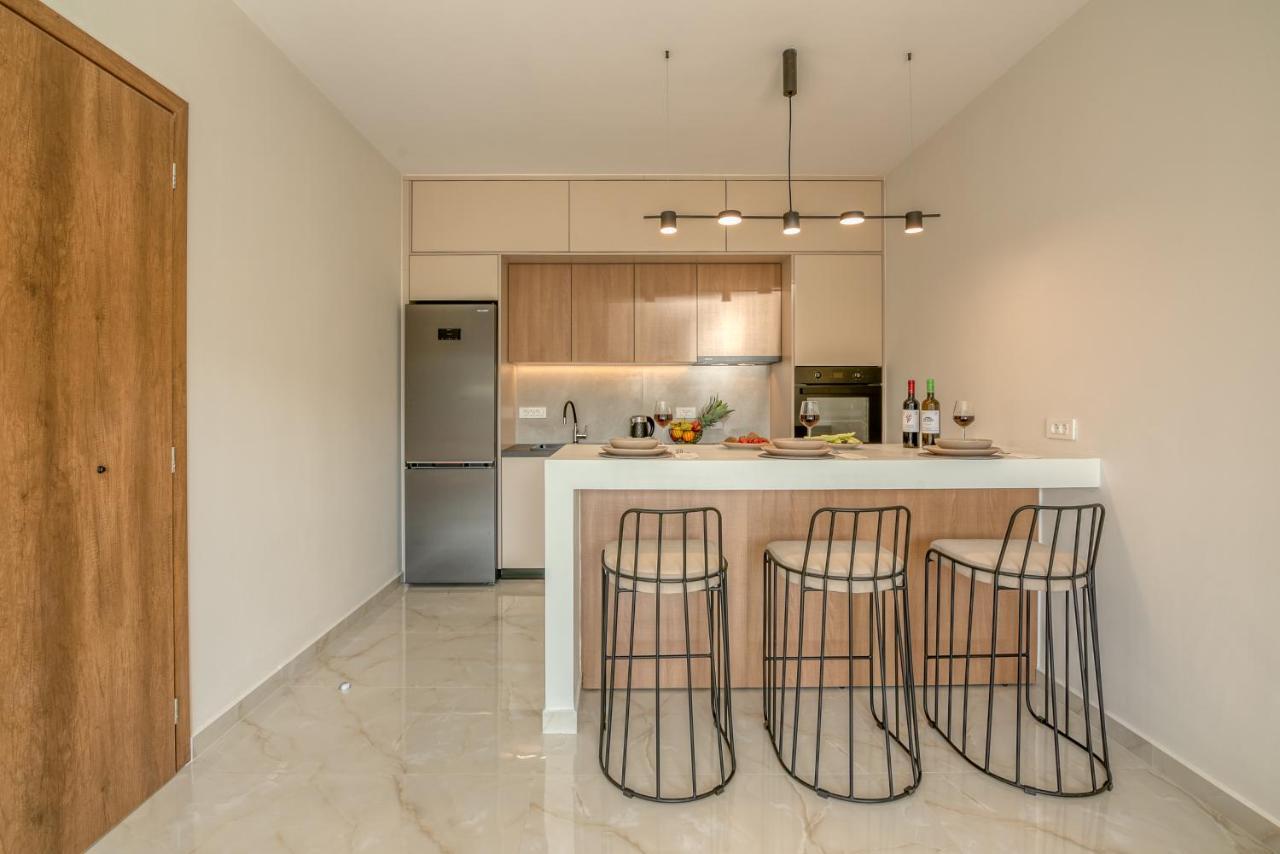 Villenia Luxury Apartments กิสเซมอส ภายนอก รูปภาพ