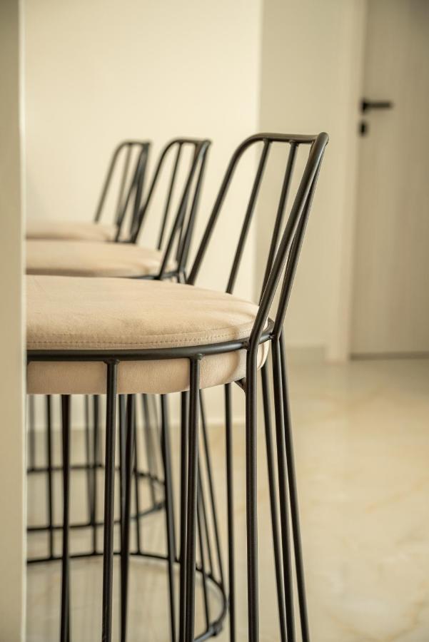 Villenia Luxury Apartments กิสเซมอส ภายนอก รูปภาพ