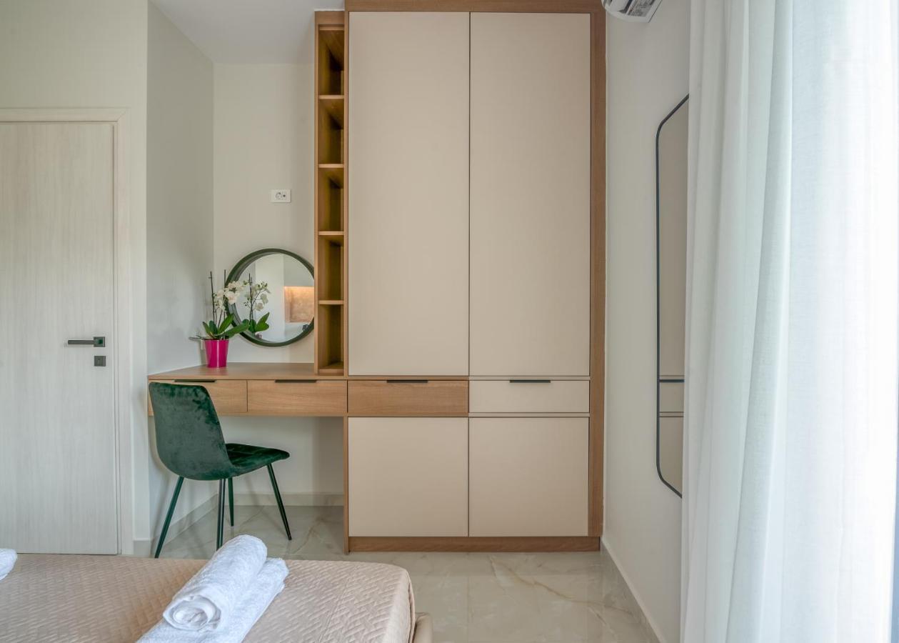 Villenia Luxury Apartments กิสเซมอส ภายนอก รูปภาพ
